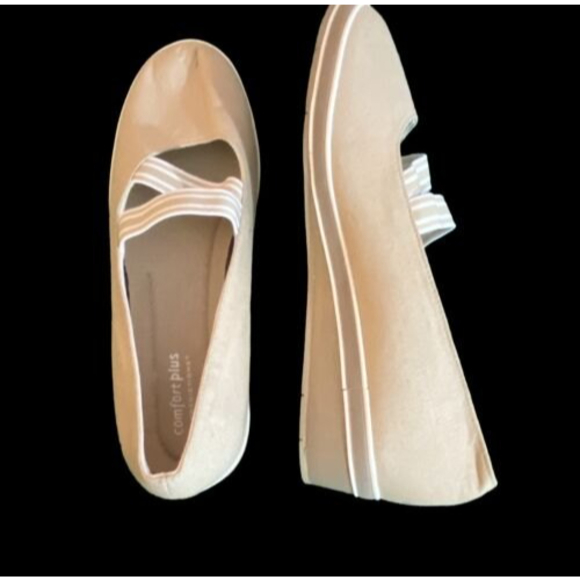 Comfort Plus Beige Canvas shoes by Predictions Size 9W - Picture 3 of 4